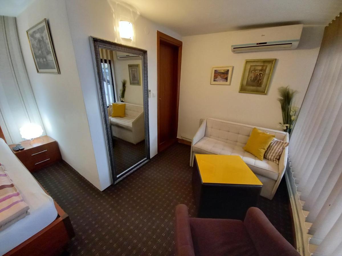 Prenociste Zan Hotell Sarajevo Eksteriør bilde